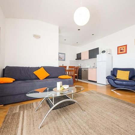 Luton Apartment Zadar Kozino Heating Pool & Jacuzzi Exterior foto